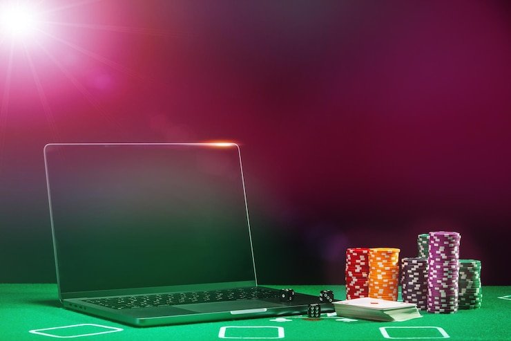 Tampilan meja Caribbean Stud Poker di platform kodejitu dengan kartu dan tabel pembayaran yang jelas